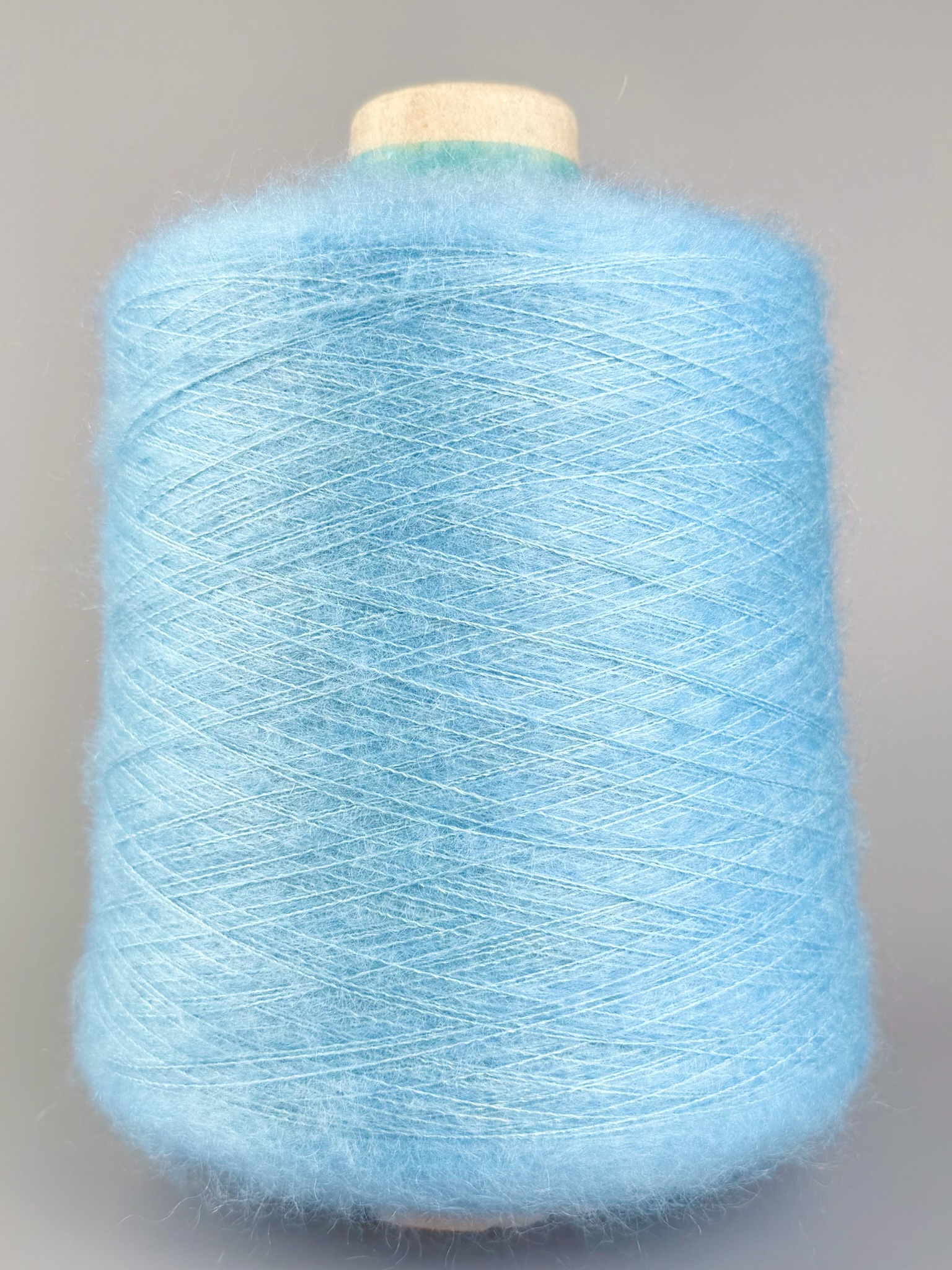Manifattura Sesia Art. Vivienne 850 m / 100 g – Fil en kid mohair et soie de mûrier col. Bleu clair 1835 photo 2